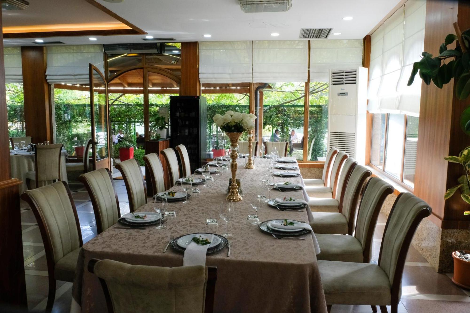 Buna Park Hotel Шкодер Екстер'єр фото