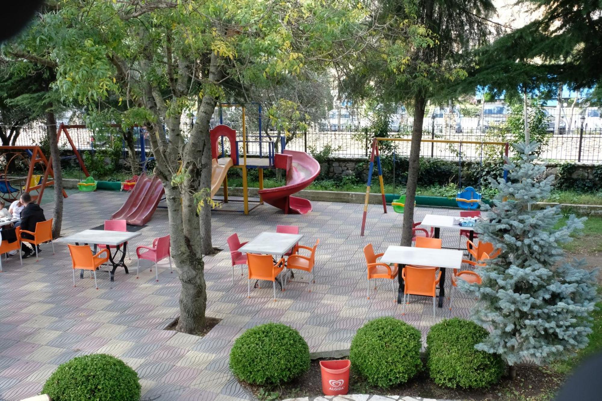 Buna Park Hotel Шкодер Екстер'єр фото