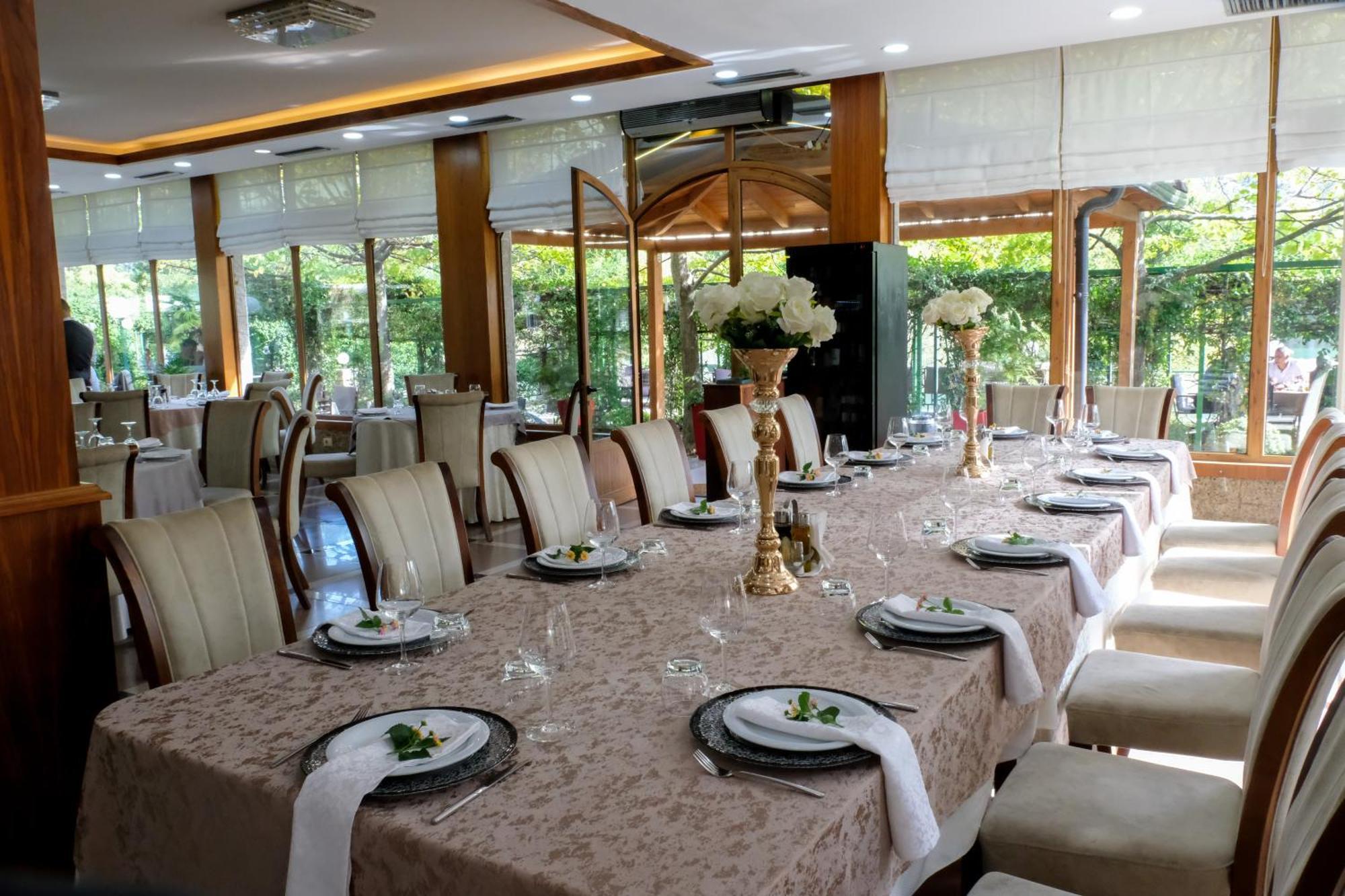 Buna Park Hotel Шкодер Екстер'єр фото