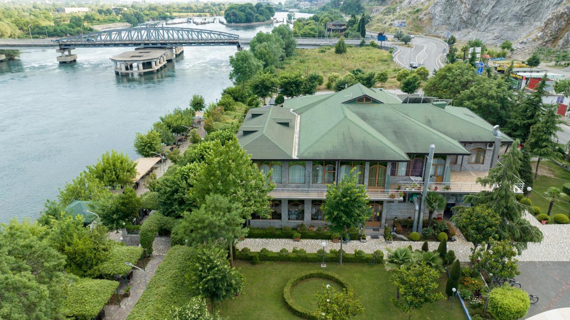 Buna Park Hotel Шкодер Екстер'єр фото