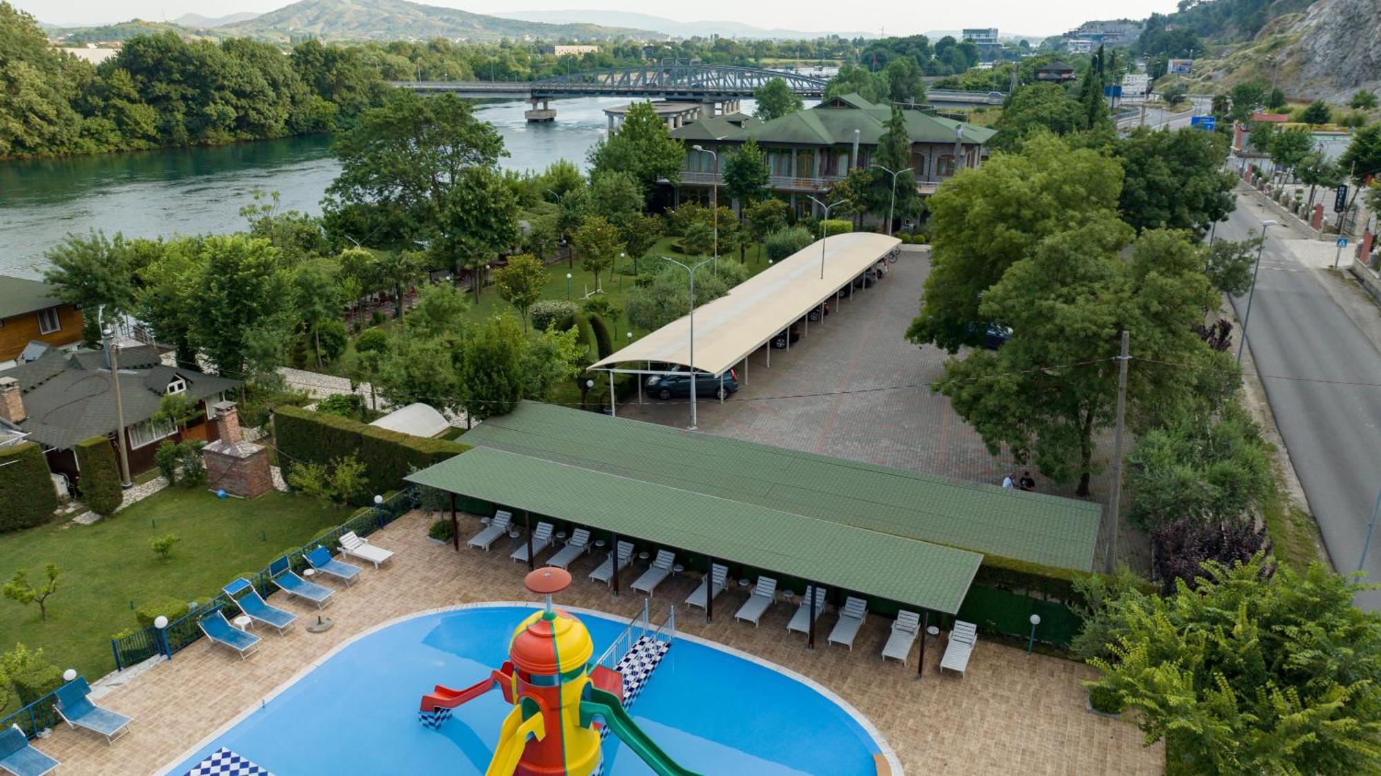 Buna Park Hotel Шкодер Екстер'єр фото