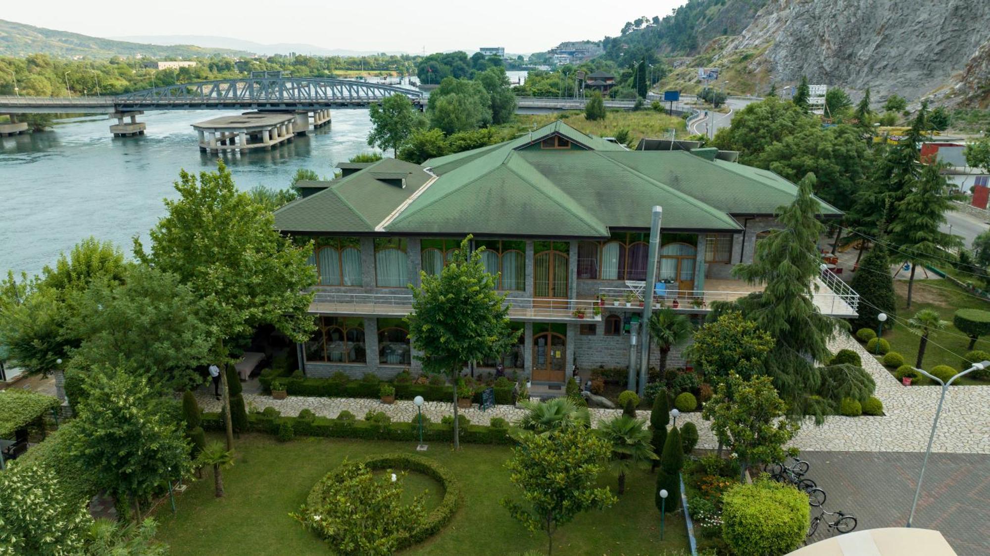 Buna Park Hotel Шкодер Екстер'єр фото