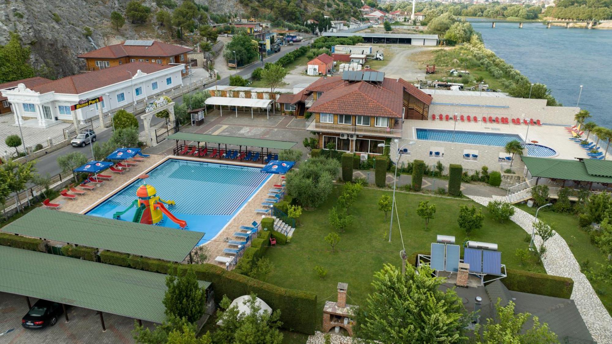 Buna Park Hotel Шкодер Екстер'єр фото