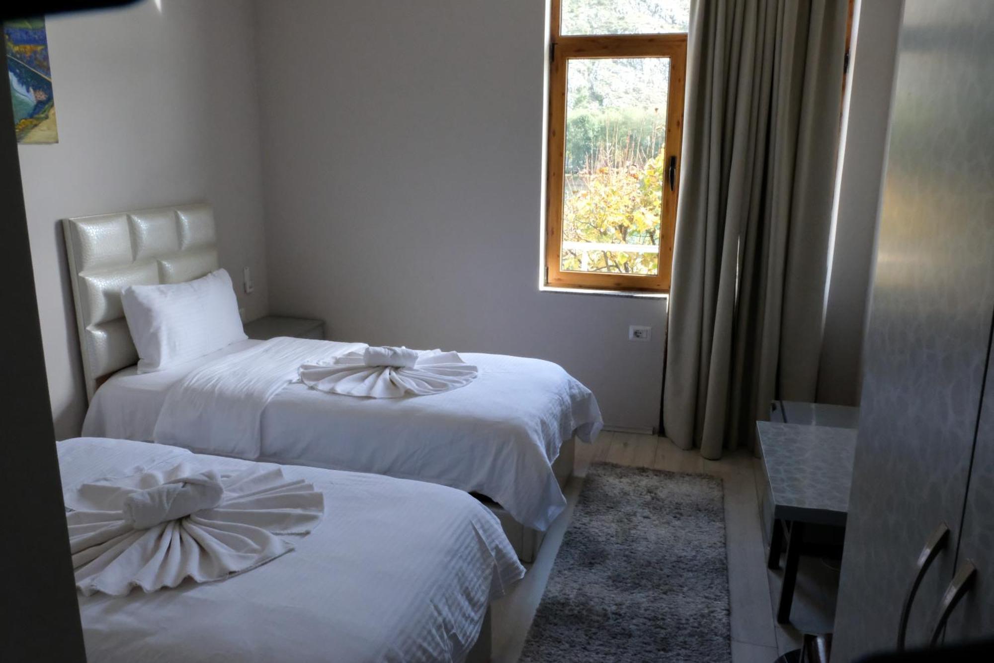 Buna Park Hotel Шкодер Екстер'єр фото